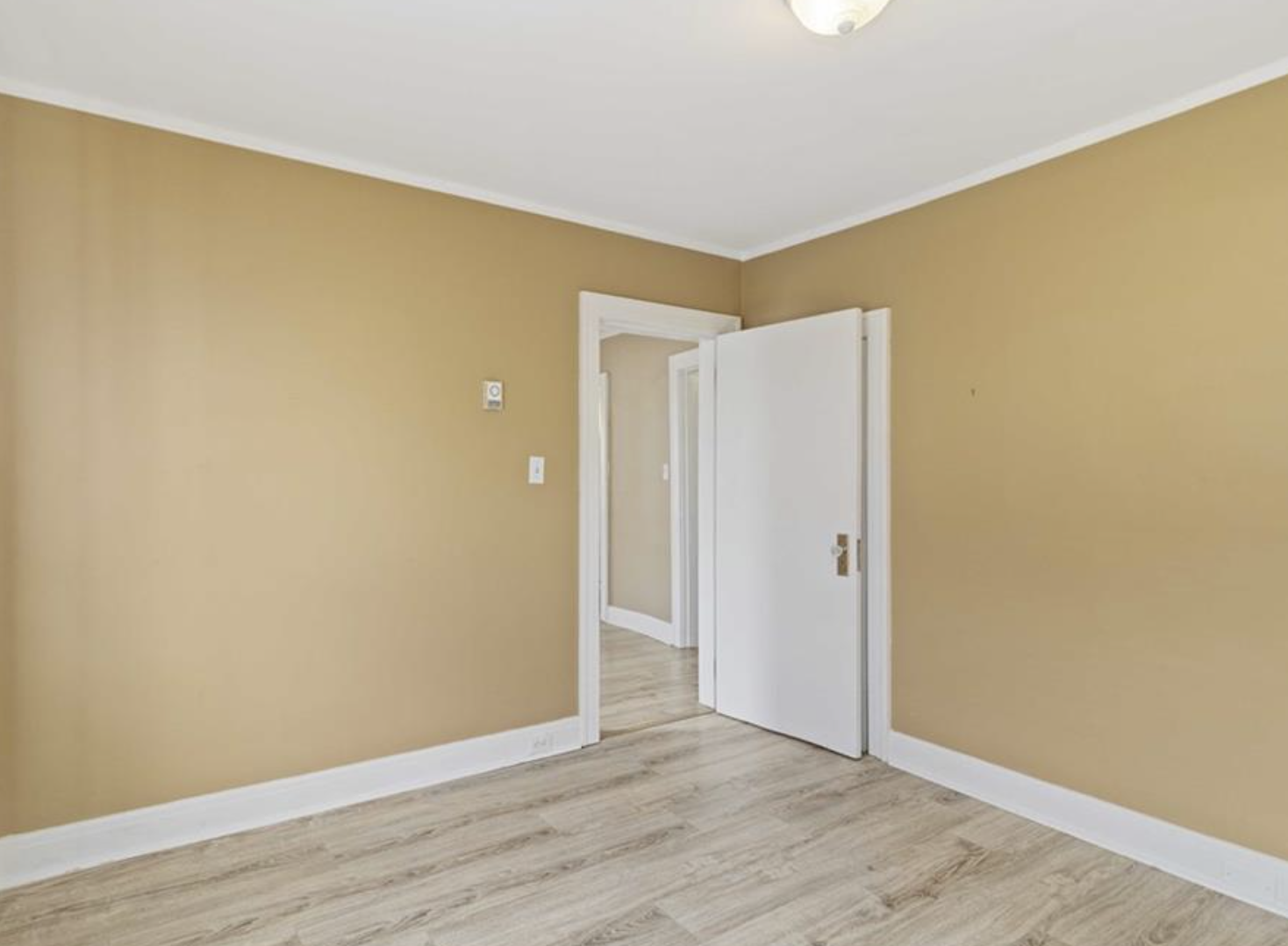 2 bed apartment second bedroom Fredericton, NB